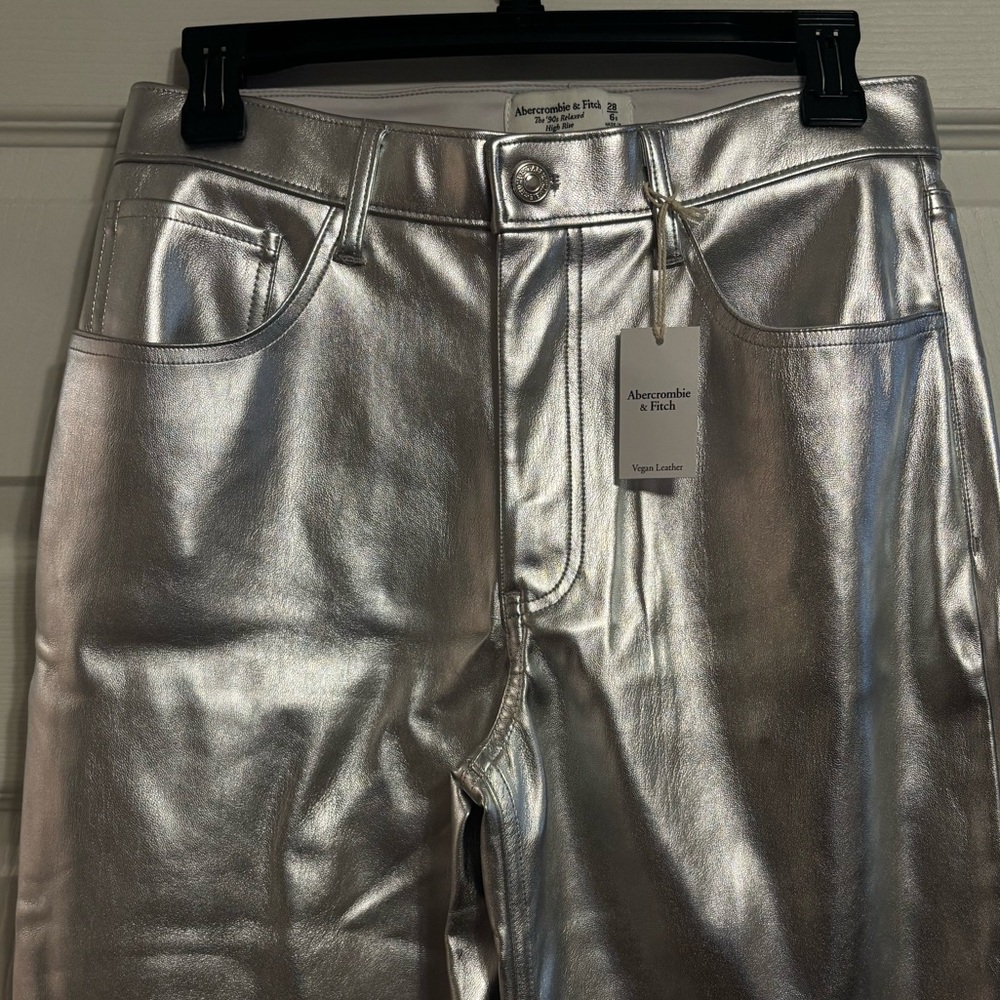 NWT Silver Vegan Leather 90s Relaxed High Rise Pants - Picture 3 of 4